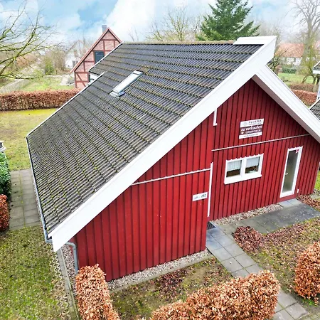 Vakantiehuis Exklusives Schwedenhaus In Mirow